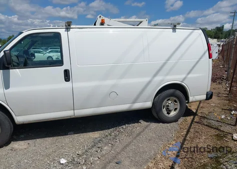 2013 Chevrolet Express 2500 Work Van из США, поврежденный, VIN 1GCWGFBA8D1102953